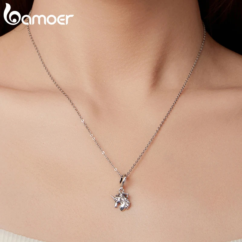 BAMOER Happy Graduate Charms Bachelor-Hut-Perlen, oxidierter Einhorn-Anhänger für junge Frauen, Armband, DIY-Geschenk zur Abschlussfeier