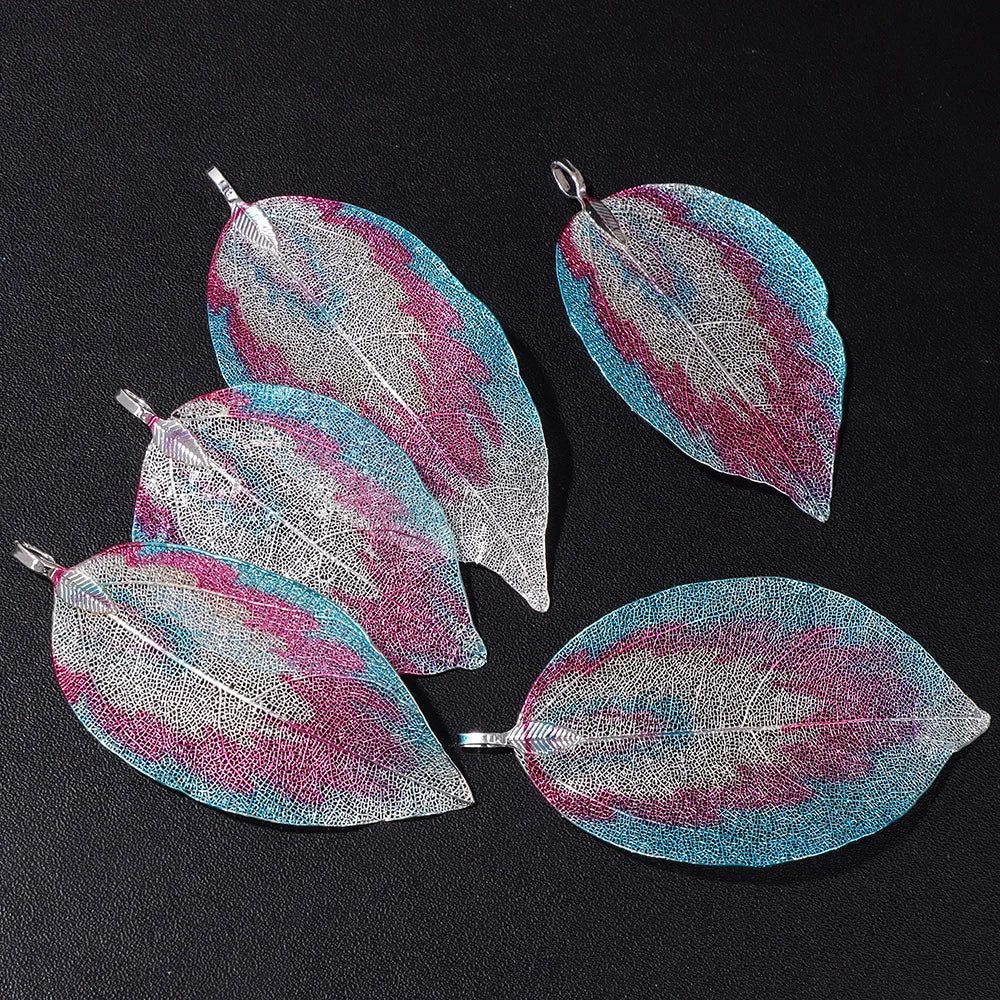 Pendentif en métal avec de véritables feuilles naturelles multicolores, idéal pour la création de bijoux (boucles d'oreilles, colliers, etc.) - Lot de 5