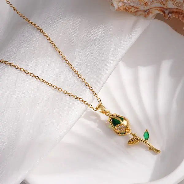 Stainless Steel Shiny Zircon Red Strawberry Pendant Necklace For Women Girls Romantic Flower Planet Tulip Choker Luxury Jewelry