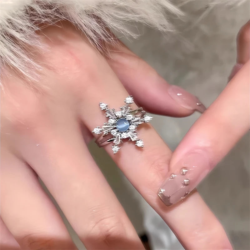 Delicate Blue Zircon Snowflake Open Rings For Women Trendy Blue Irregular Stone Finger Ring Christmas Party Jewelry Accessories
