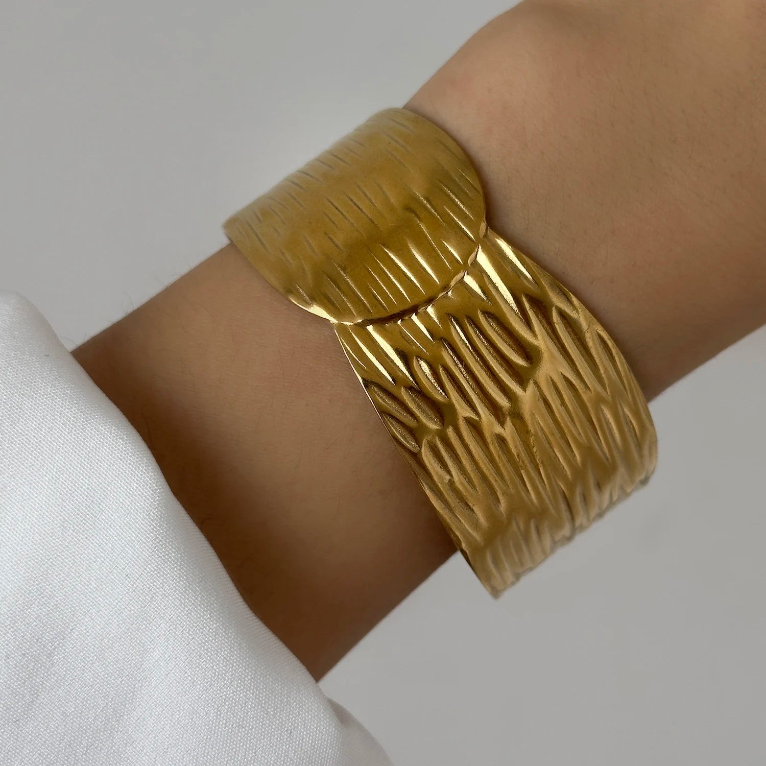 Stainless Steel Multilayer Wave Wide Bangles for Women Gold Color Metal Chunky Flower Cuff Bangle Bracelets Aesthetic Jewelry
