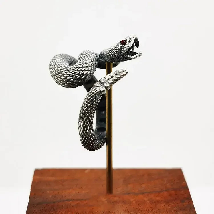 Vintage Gothic Rattlesnake Adjustable Ring for Men and Women Punk Dark Style Trendy Design Couple Rings Jewelry Accessories