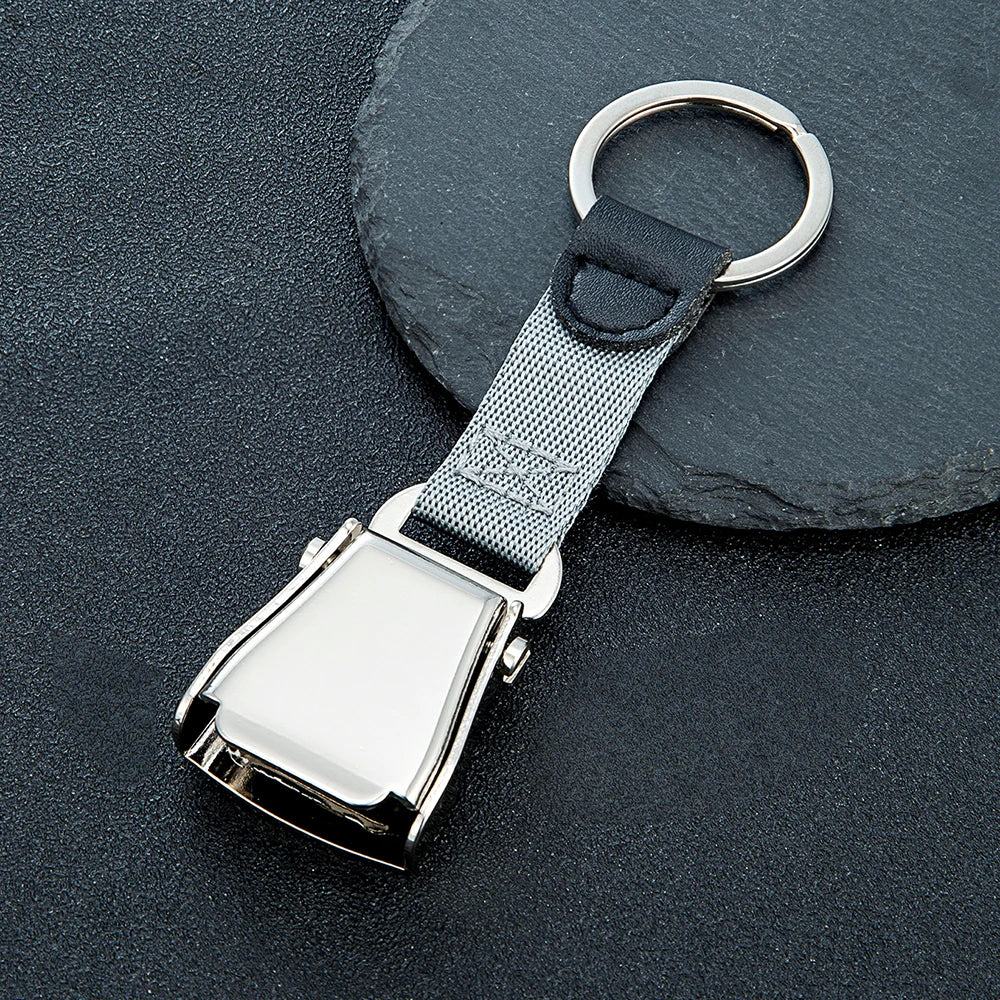 MKENDN Abnehmbarer Mini-Sicherheitsgurt-Schlüsselanhänger mit Flugzeugschnalle – ideal für Flugzeuge und Fluggesellschaften – kleines Geschenk für Luftfahrtbegeisterte