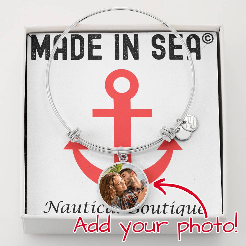 Personalized Circle Bracelet with Photo and Custom Message Card
