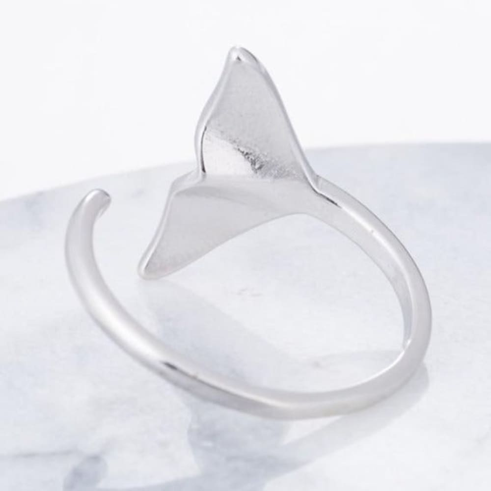Blue Whale (Fish Tail Ring) - Resizable / Silver