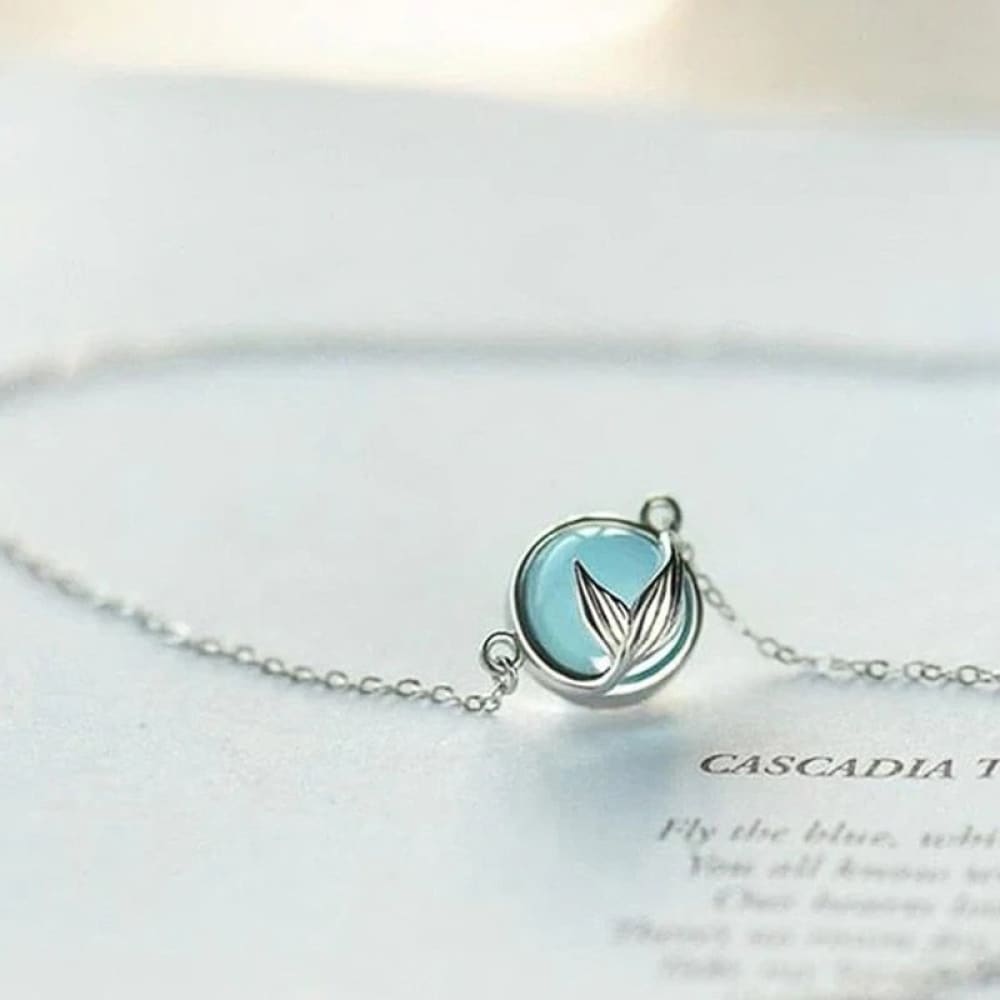 Chic Mermaid Tail Necklace