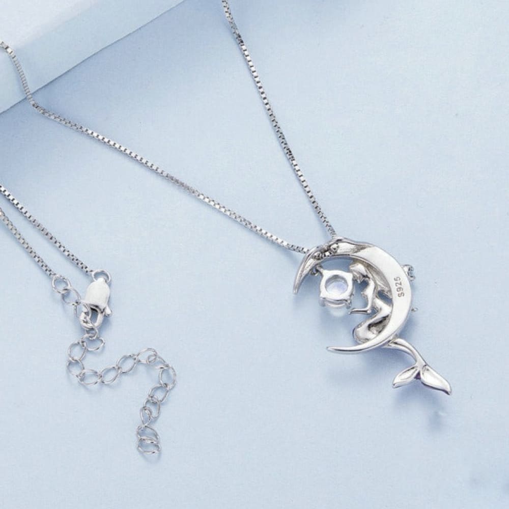 Mermaid Pearl Necklace