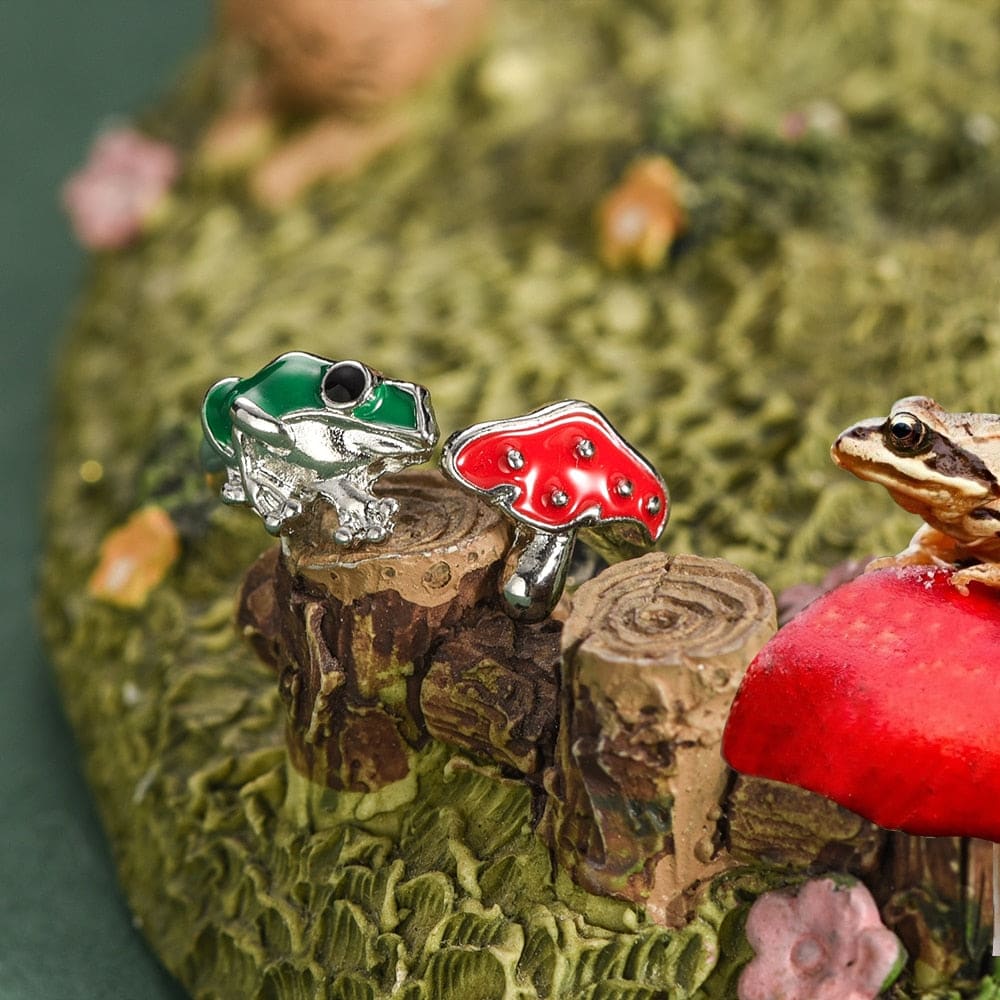 Mushroom Frog Beach Ring