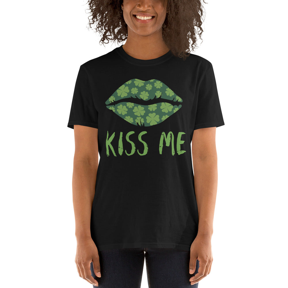 Lucky Kiss Shirt, St Patricks Day Shirt, Lucky TShirt, Saint Patricks Lips Shirt, St Patrick's Day Gifts, St Paddys Womens Gift Shirt - Madeinsea©