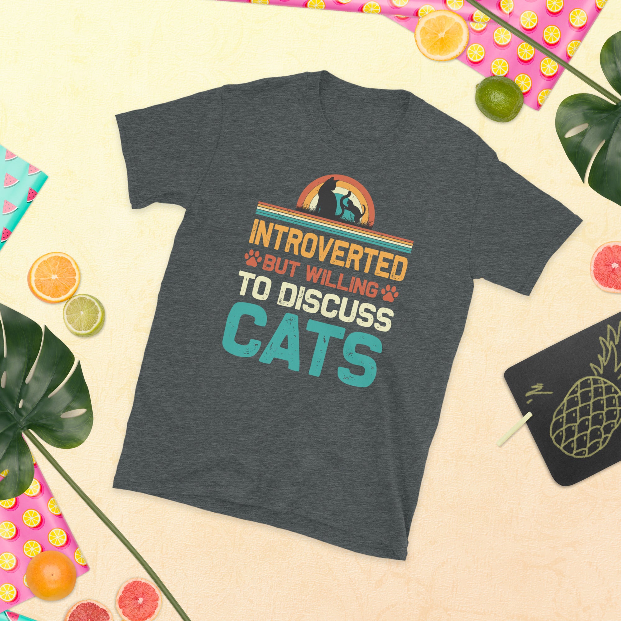 Introvertiertes, aber bereit, über Katzen zu diskutieren, Lustiges Katzenliebhaber-Shirt, Introvertiertes Shirt, Vintage Katzenbesitzer-T-Shirt, Katzenmama-Geschenke, Süßes Katzen-T-Shirt