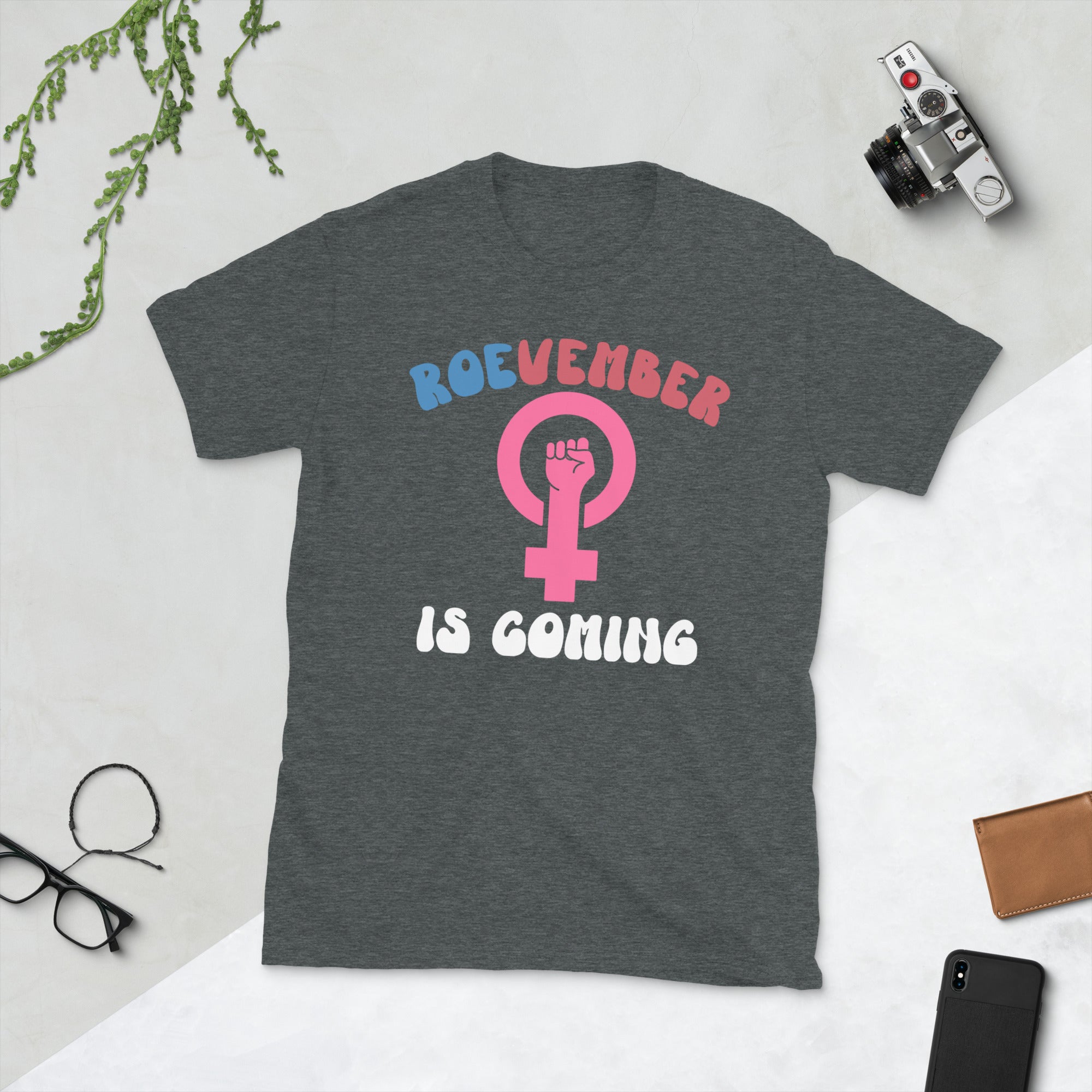 Roevember arrive, T-shirt Roe v Wade, T-shirt Pro Choice, Droits à l'avortement, Cadeaux féministes, T-shirts sur les droits des femmes, T-shirts sur les droits reproductifs