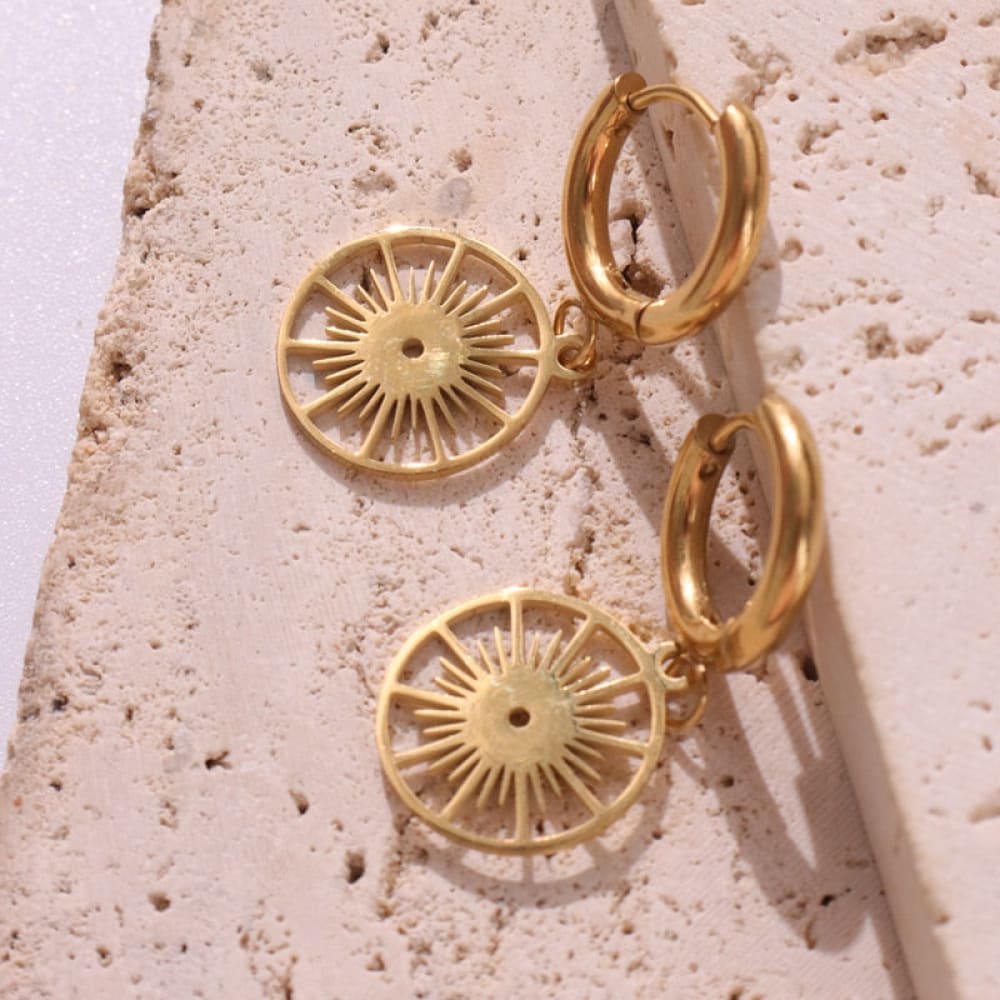 Vintage Gold Compass Earrings