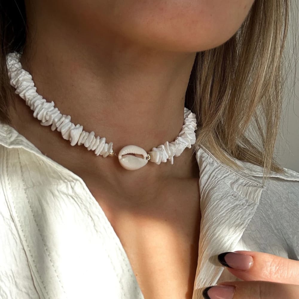 Shell Necklace For Women Boho Tropical Hawaiian Beach Puka Chips Shell  Surfer Choker Necklace Jewelry Mens Womens GB1230312h From Urzfo, $19.63 |  DHgate.Com